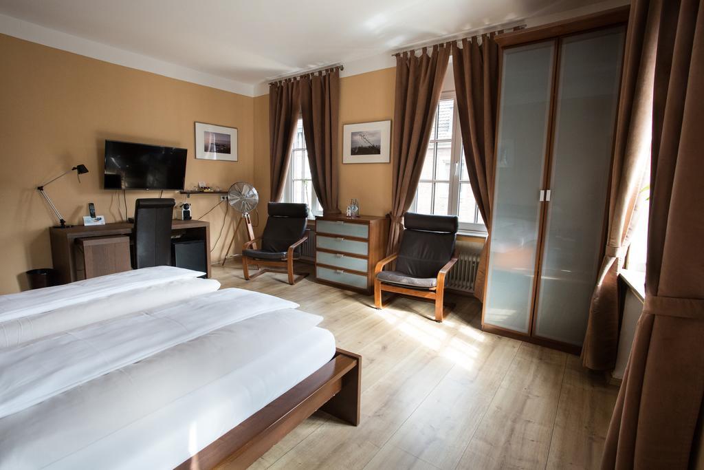 Stadthotel Juelich Buitenkant foto